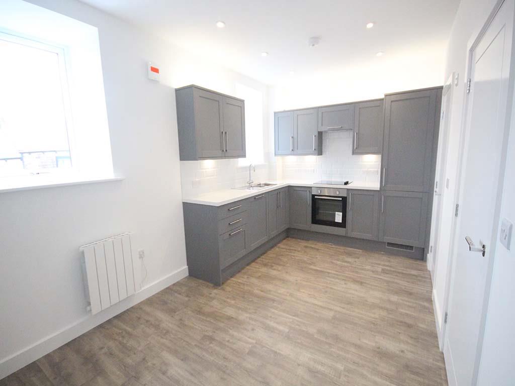 2 bedroom apartment To Let in Barnoldswick - IMG_7197.jpg